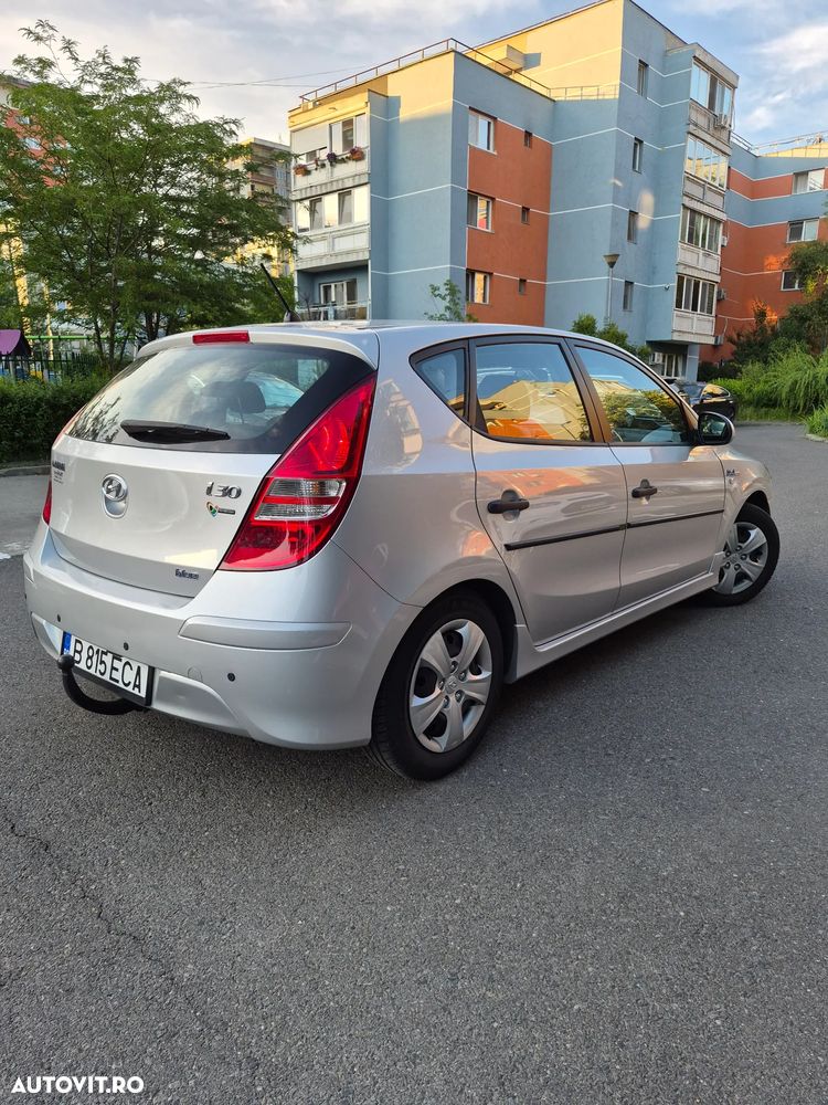 Hyundai i30 1.4 DOHC GL Comfort E - 4