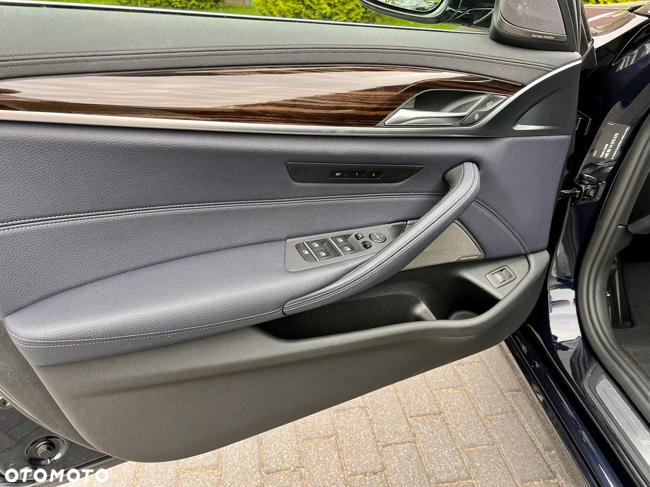 BMW Seria 5 520d Touring Luxury Line - 32