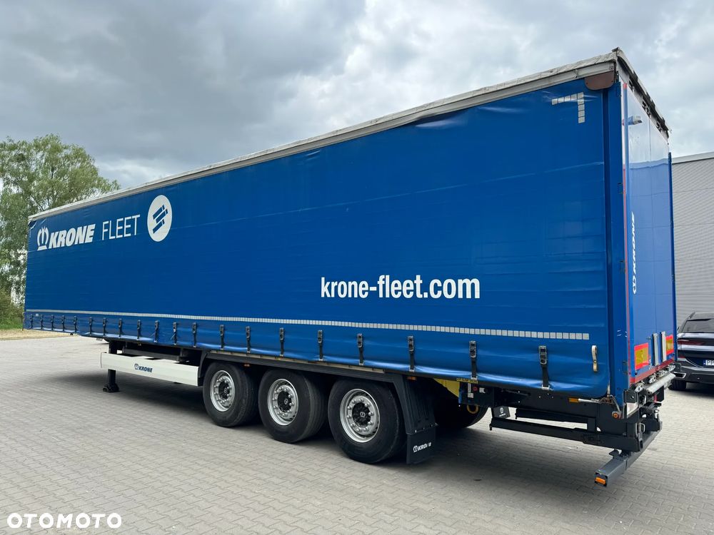Krone SD Firanka Certyfikat XL, Dach podnoszony - 9