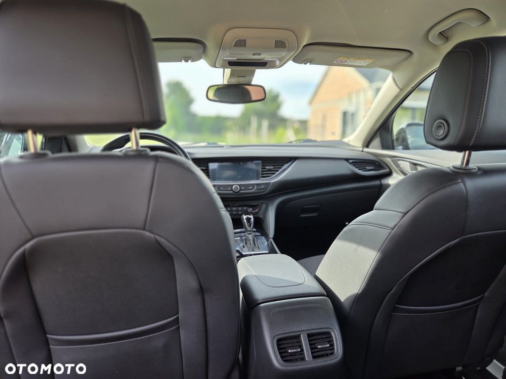 Opel Insignia - 17