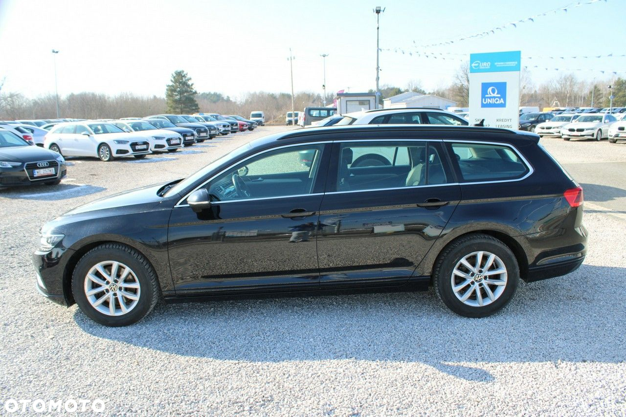 Volkswagen Passat - 9