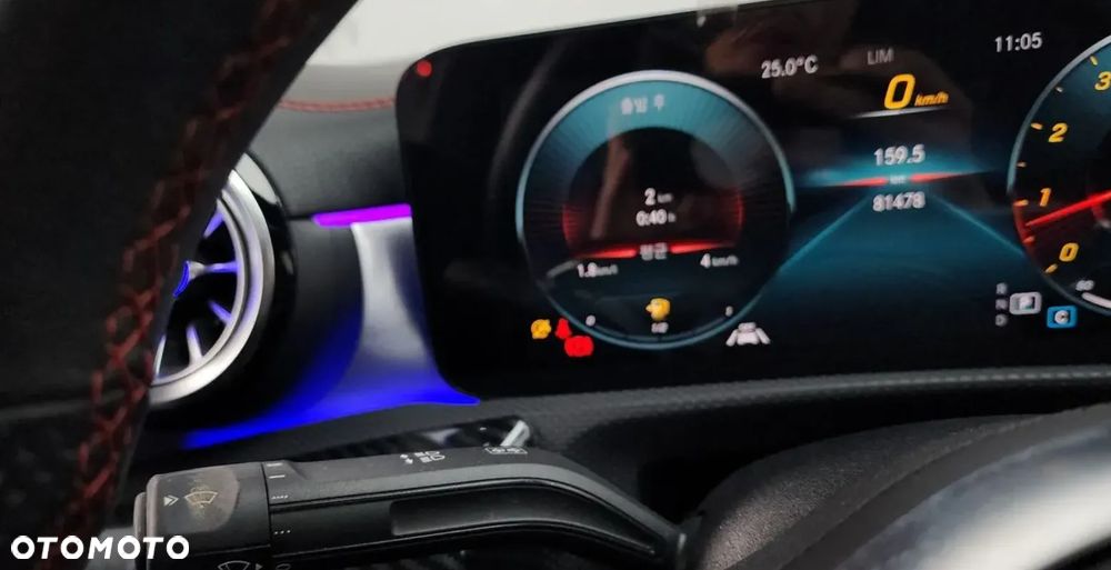 Mercedes-Benz CLA 250 4-Matic Progressive 7G-DCT - 12