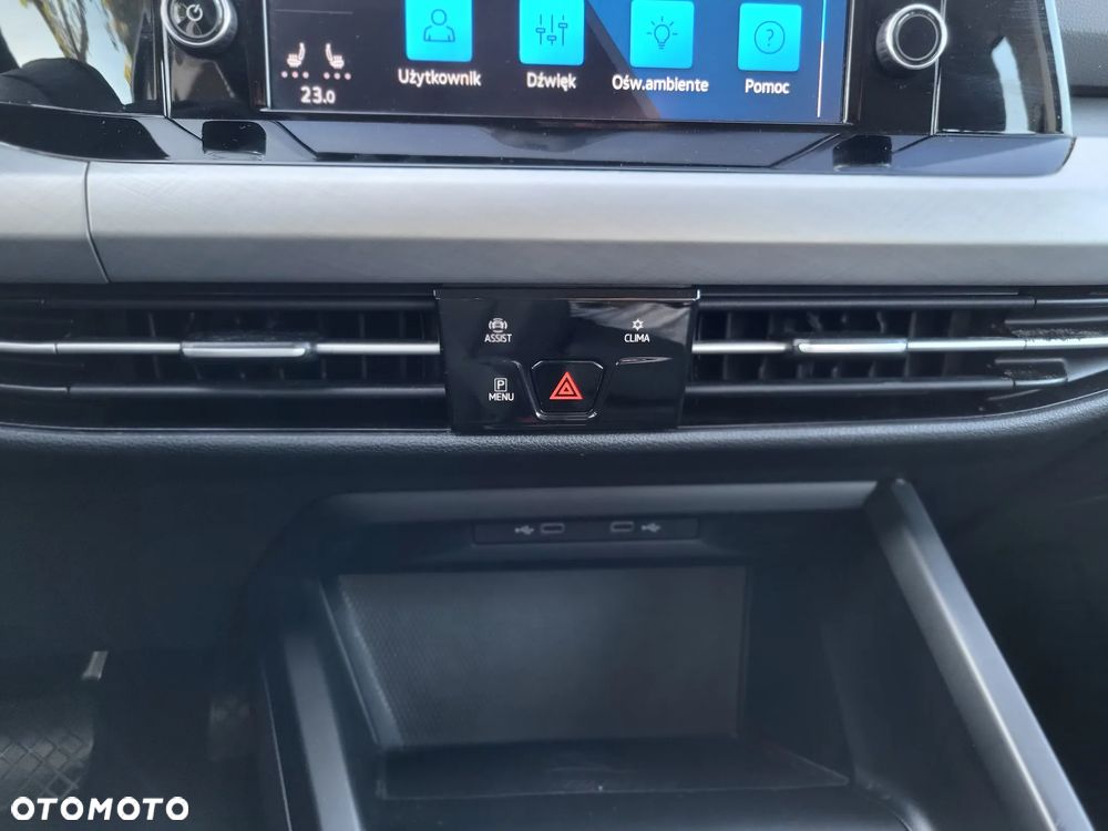 Volkswagen Golf Variant 1.5 eTSI EVO Life DSG - 18
