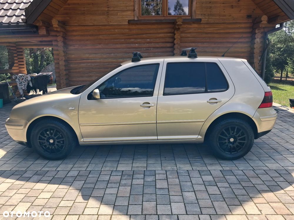 Volkswagen Golf - 4