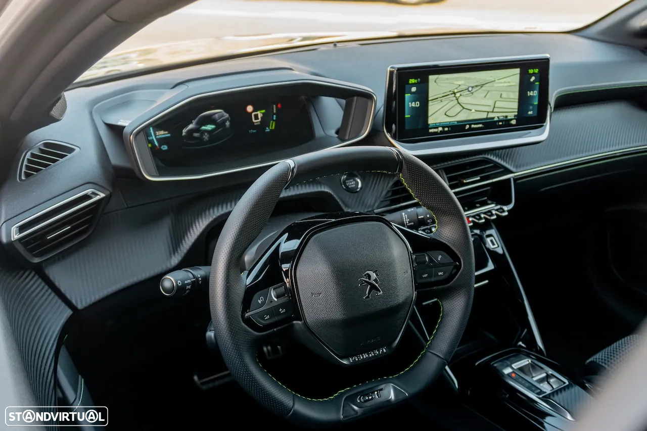 Peugeot e-208 50 kWh GT Pack - 10