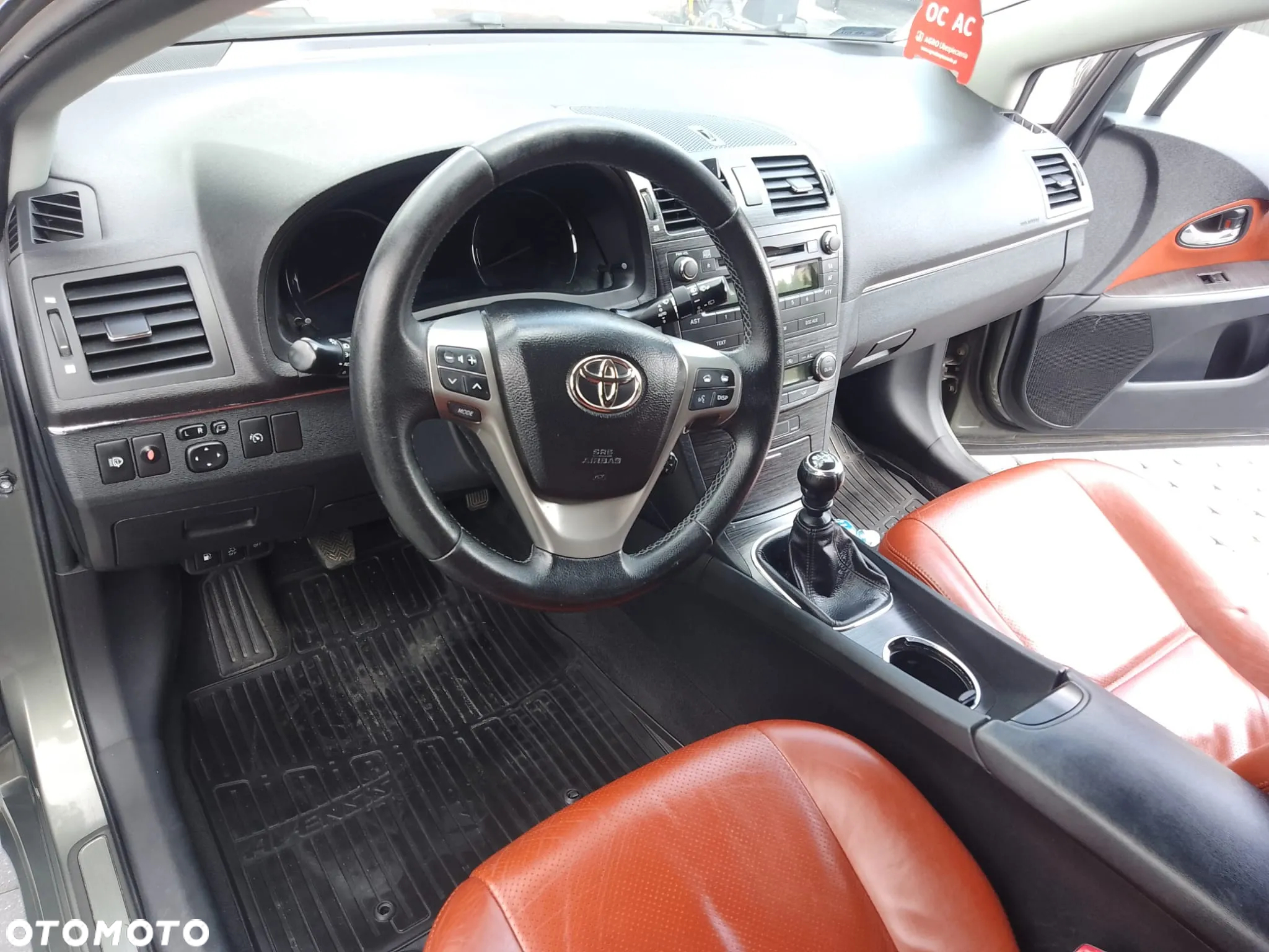 Toyota Avensis 2.0 D-4D Sol plus - 2