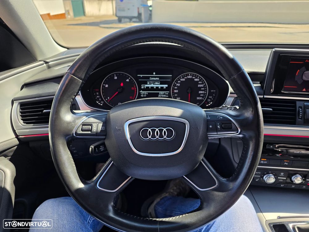 Audi A6 Avant - 13