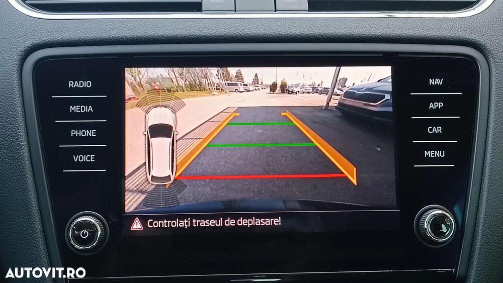 Skoda Octavia 2.0 TDI DSG Soleil - 24