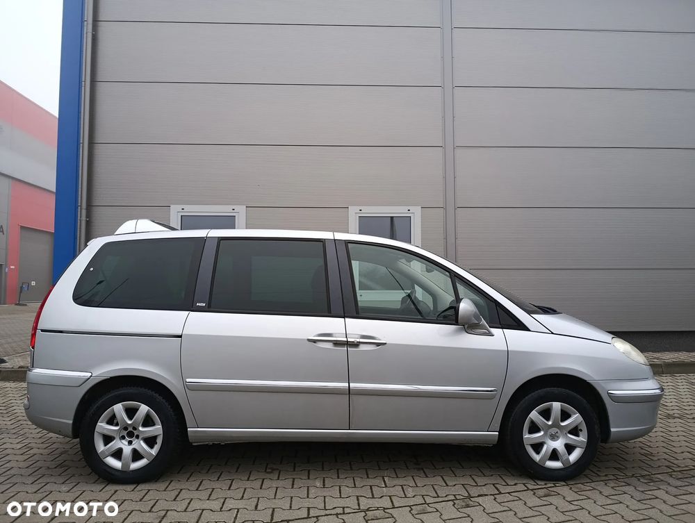 Peugeot 807 HDi 165 Family - 19