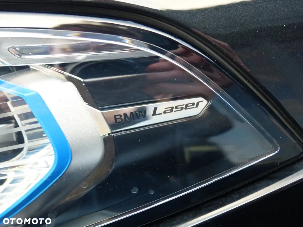 BMW X7 M50i sport - 12