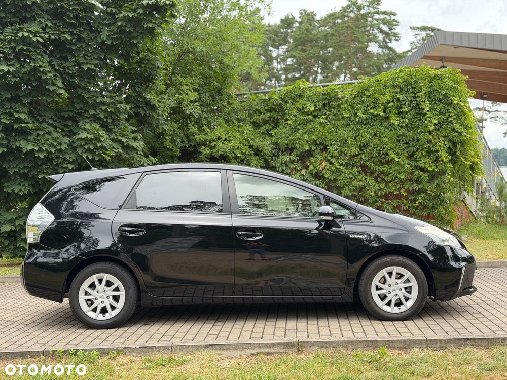 Toyota Prius+ (Hybrid) Executive - 4