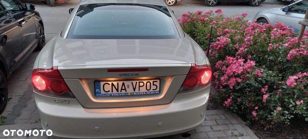 Volvo C70 2.4D5 Momentum - 4