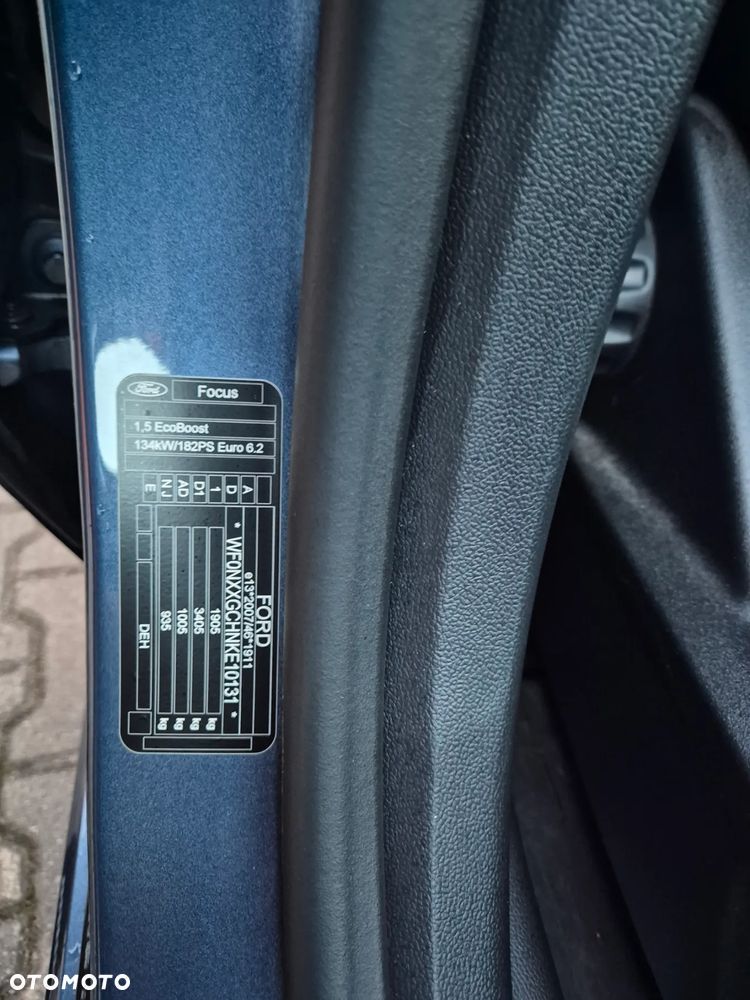 Ford Focus 1.5 EcoBoost Start-Stopp-System ST-Line - 23
