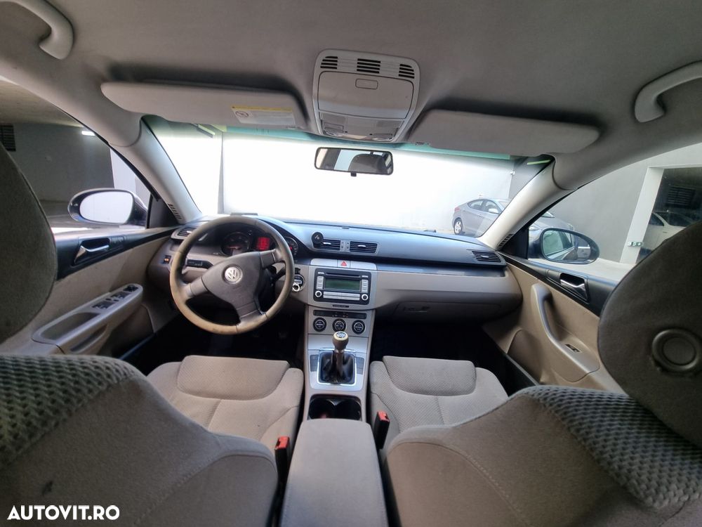 Volkswagen Passat - 6