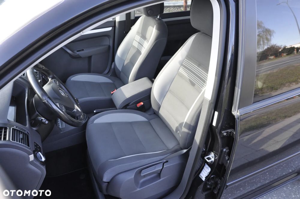 Volkswagen Touran 1.6 TDI DPF BlueMotion Technology MATCH - 20