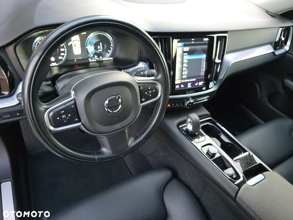 Volvo V60 T6 AWD Recharge Geartronic Inscription Expression - 29