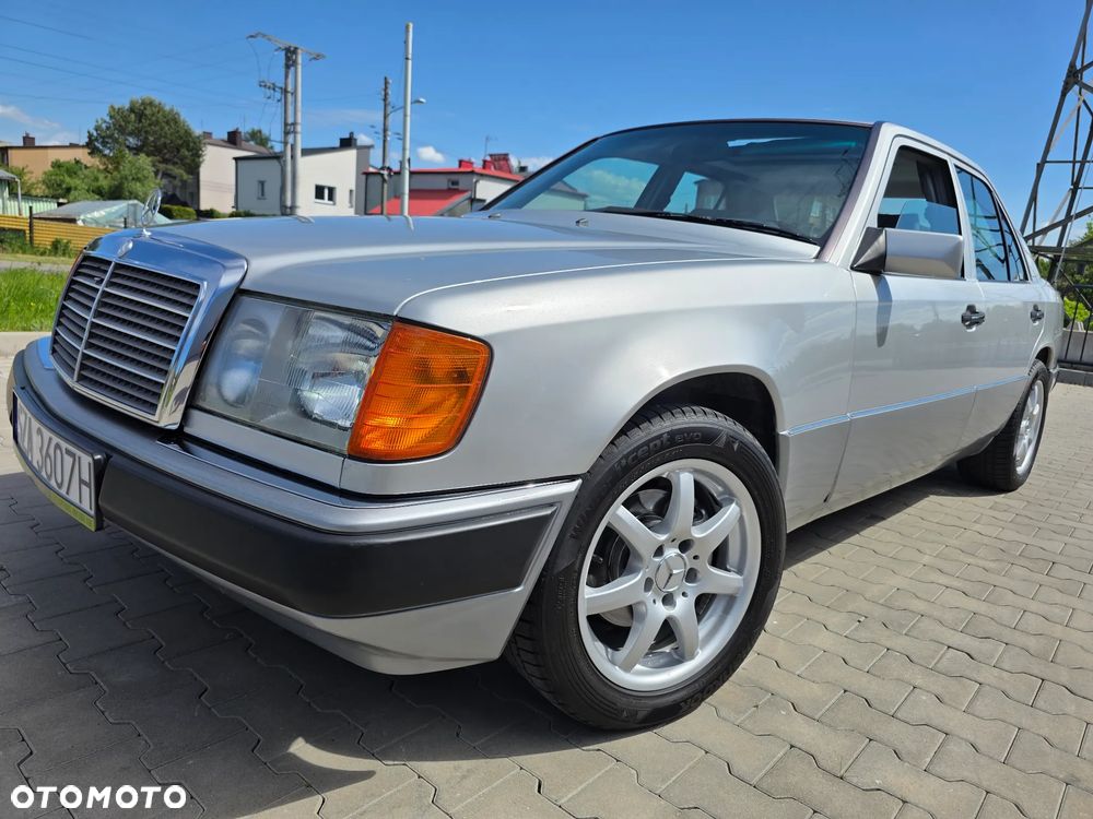 Mercedes-Benz W124 (1984-1993) - 2