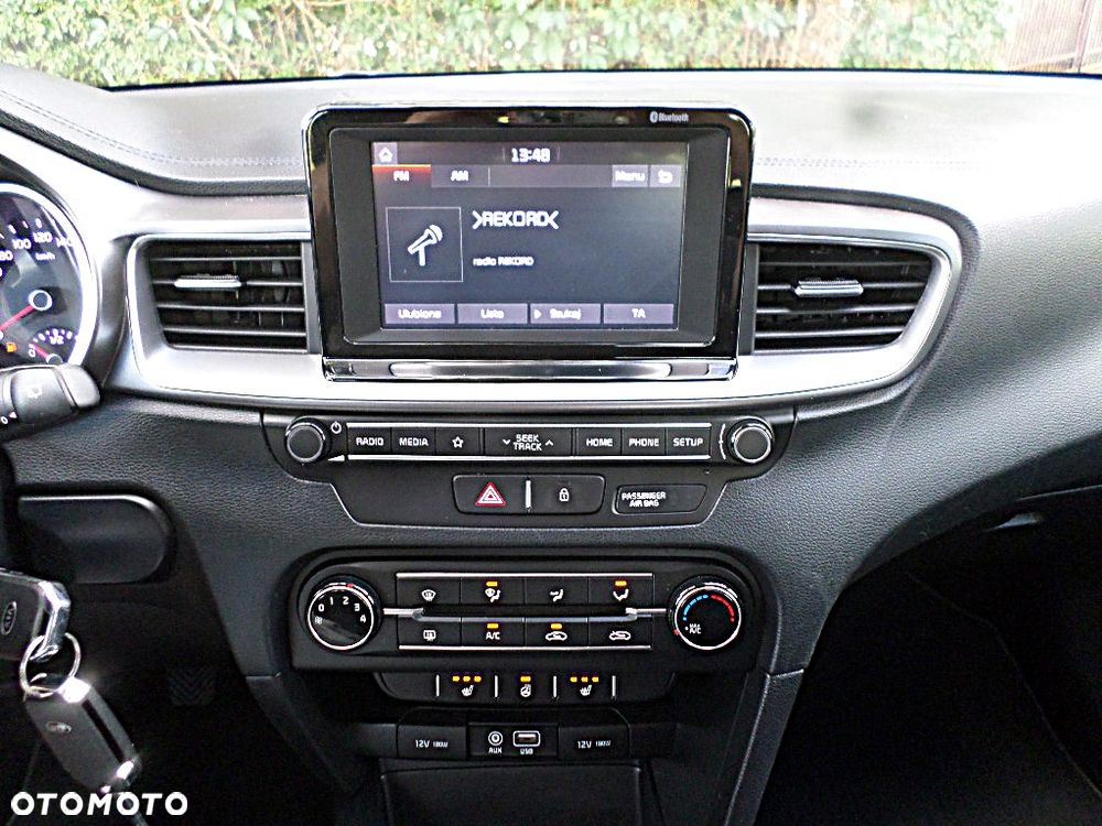 Kia Ceed 1.4 Vision - 11