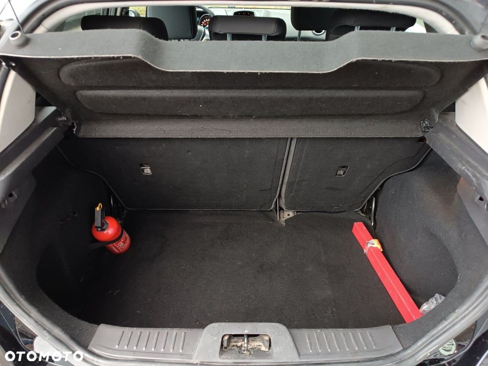 Ford Fiesta 1.25 Ambiente - 14