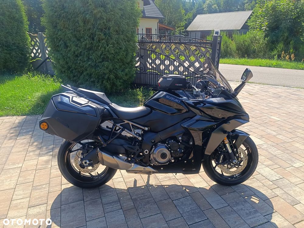 Suzuki GSX 1000 - 11