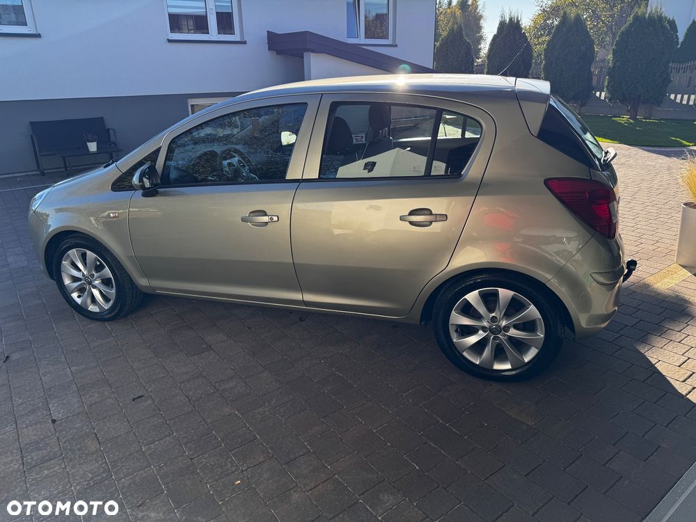 Opel Corsa 1.2 16V - 7