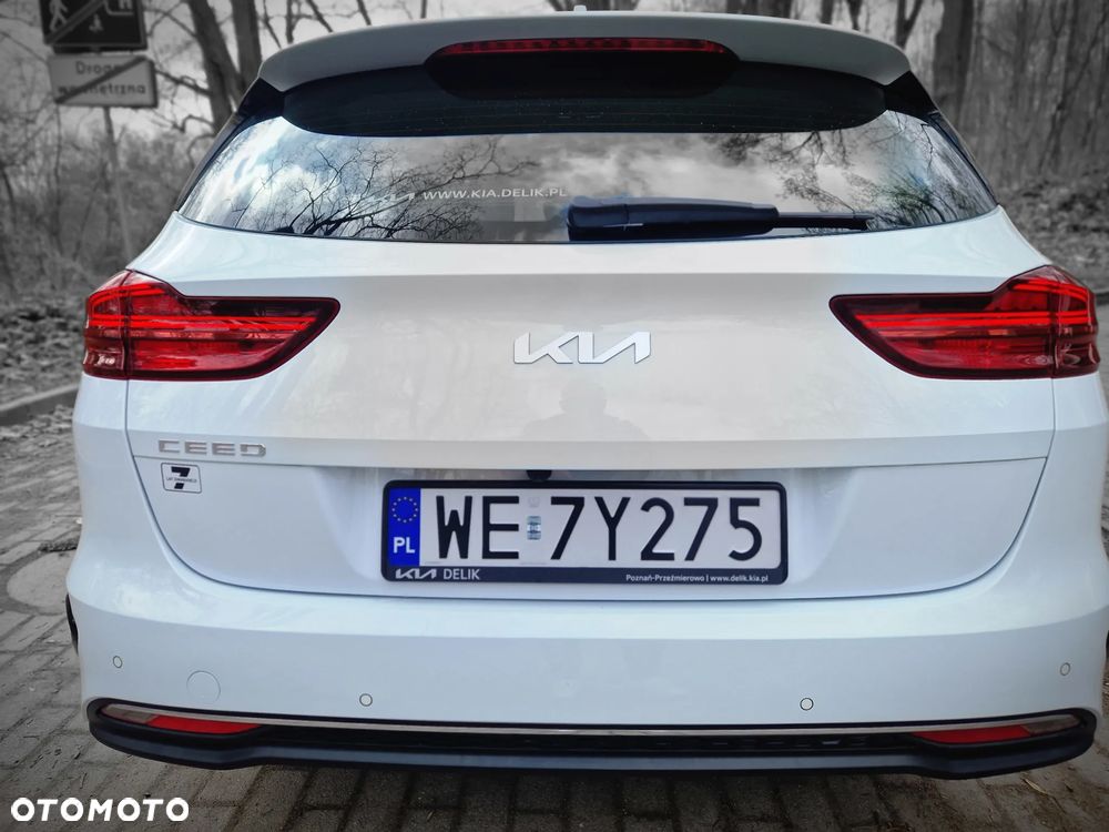 Kia Ceed 1.5 T-GDI M - 13