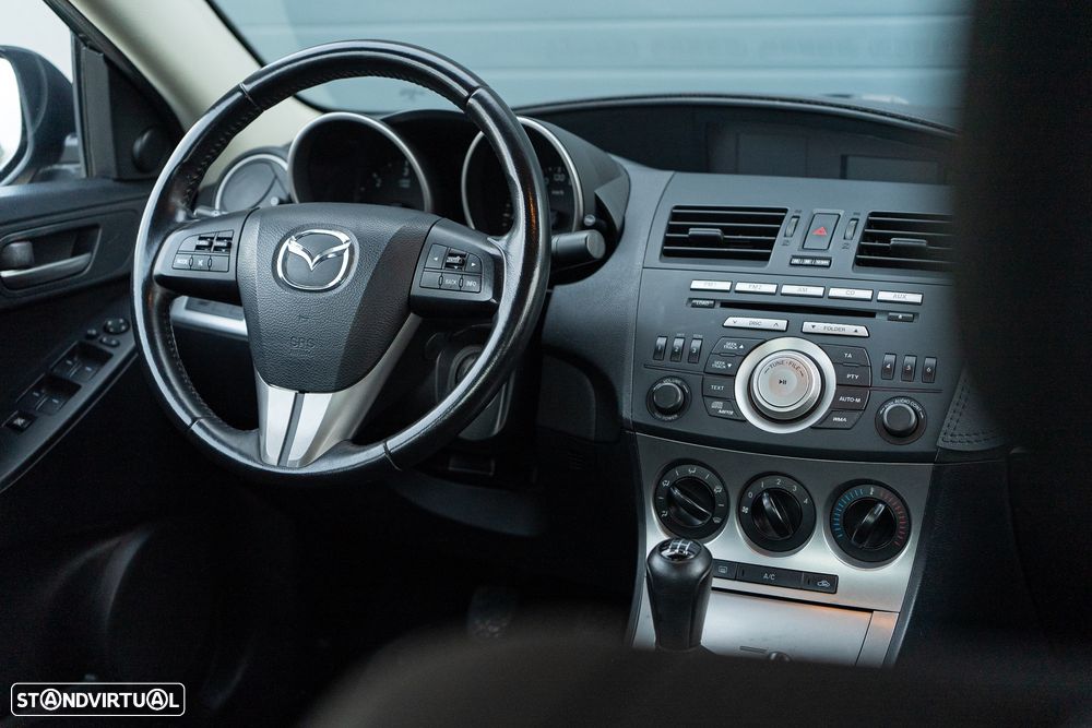 Mazda 3 MZ-CD 1.6 Exclusive - 17