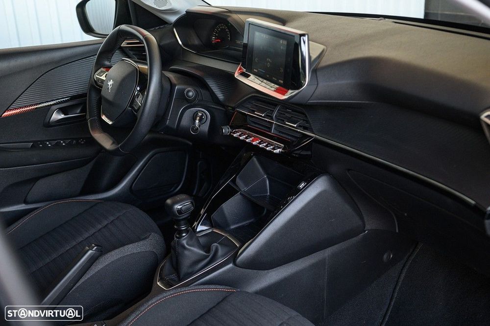 Peugeot 208 1.2 PureTech Active - 21