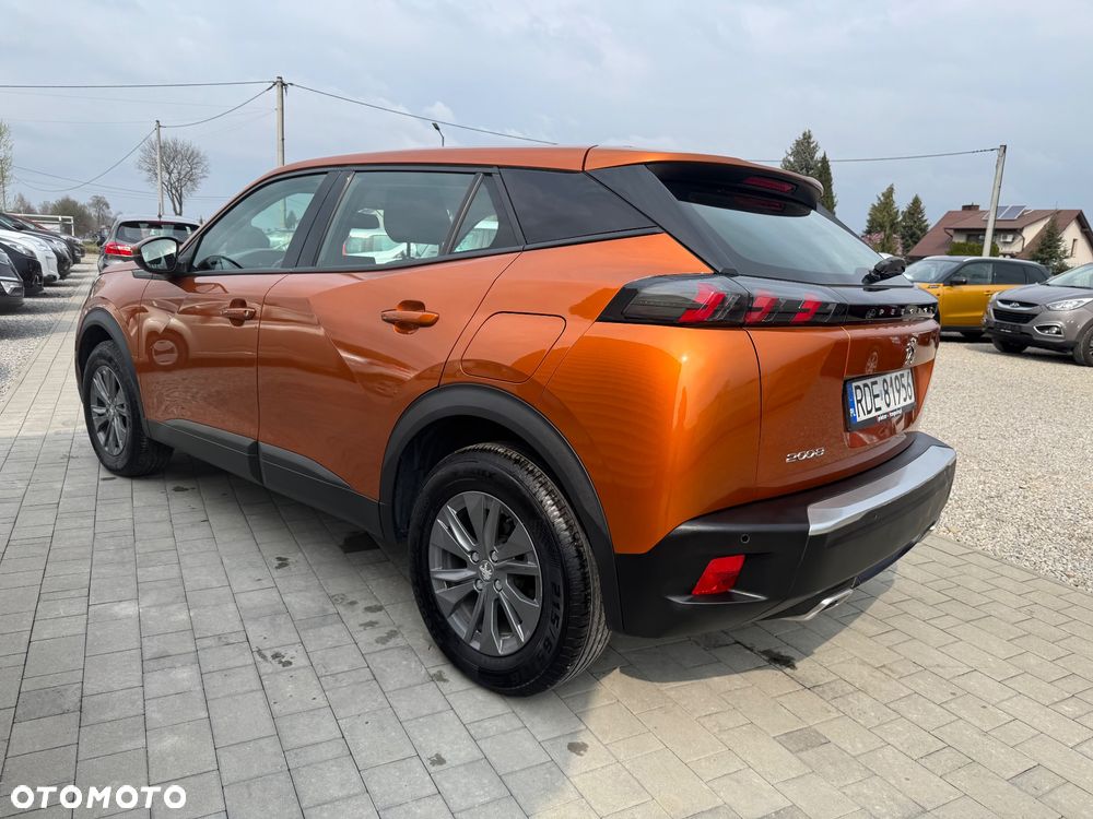 Peugeot 2008 1.2 PureTech Active S&S EAT8 - 12