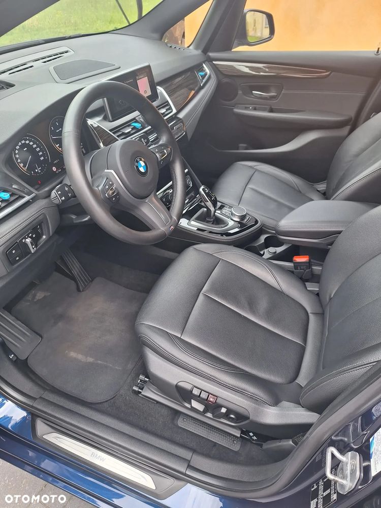 BMW Seria 2 220d Luxury Line - 7
