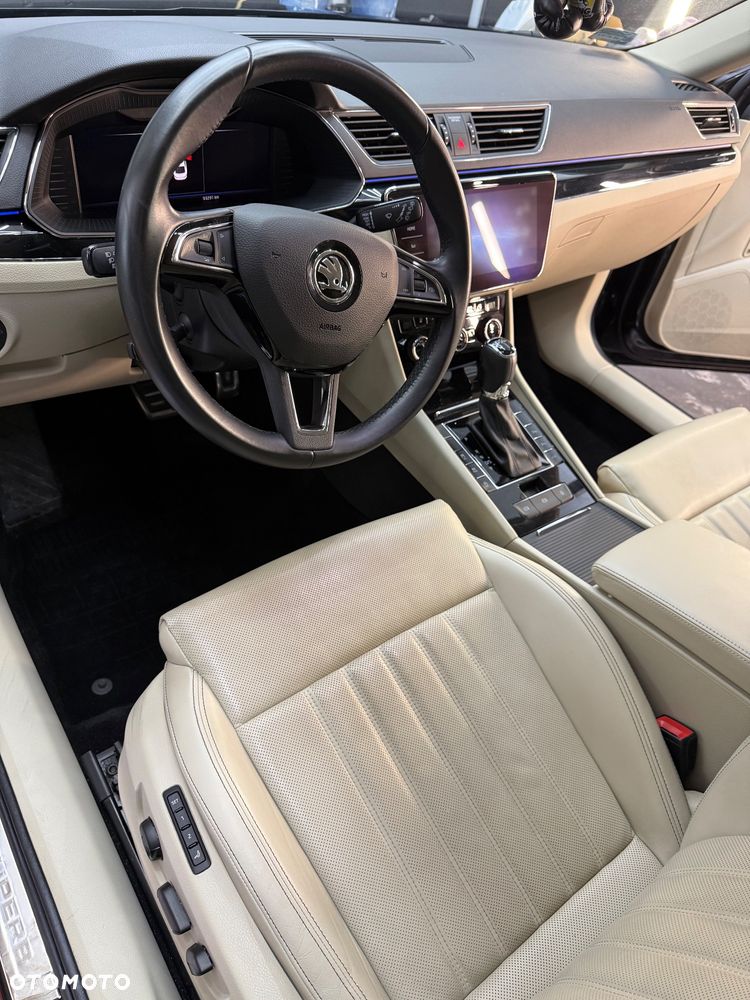 Skoda Superb 2.0 TSI L&K DSG - 9