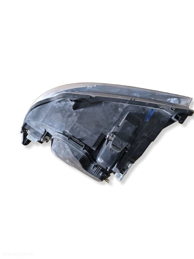lampa prawy przód europa xenon 6942738 - 6