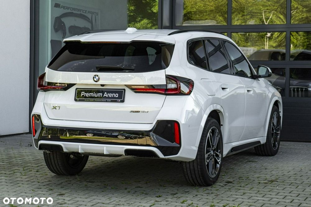 BMW X1 - 11
