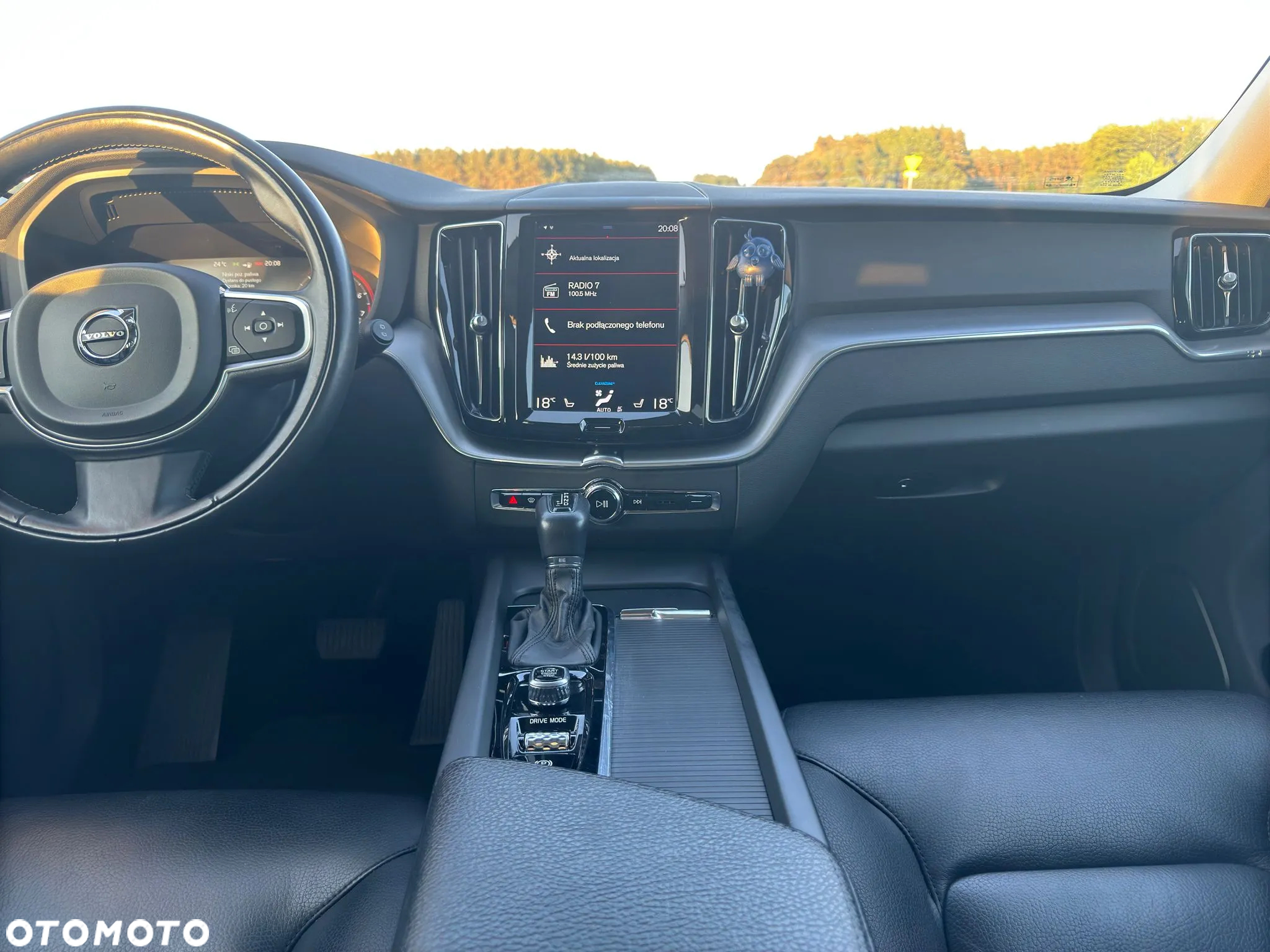 Volvo XC 60 T6 AWD Momentum - 12
