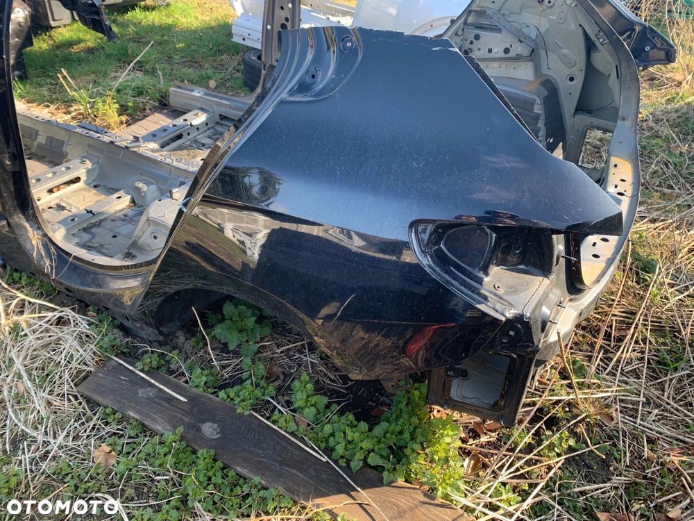 ĆWIARTKA LEWY PRAWY TYŁ BŁOTNIK BMW 1 F40