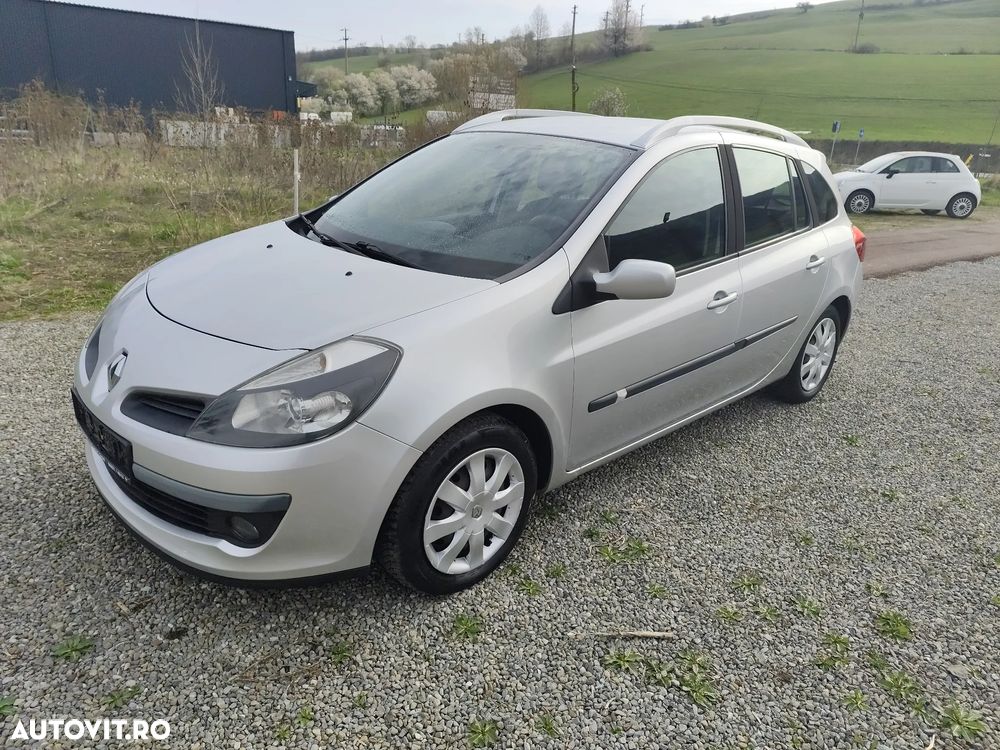 Renault Clio III 1.4 16V Privilege - 1