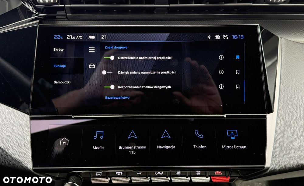Peugeot 408 1.6 Plug-In Hybrid 225 GT EAT8 - 40