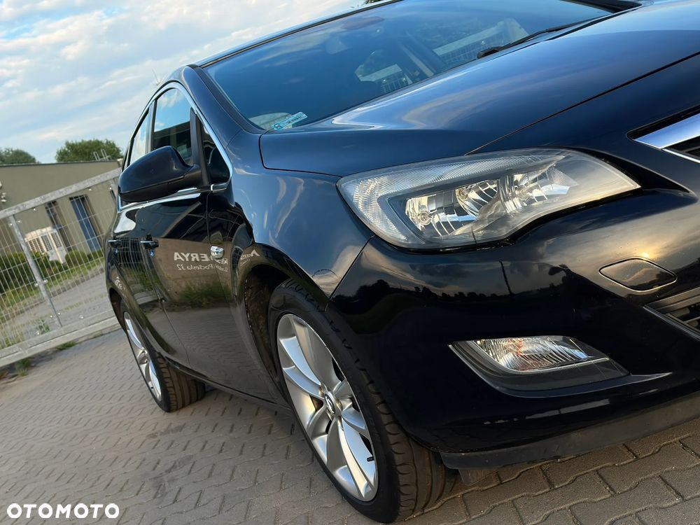 Opel Astra 1.4 T Enjoy S&S - 25
