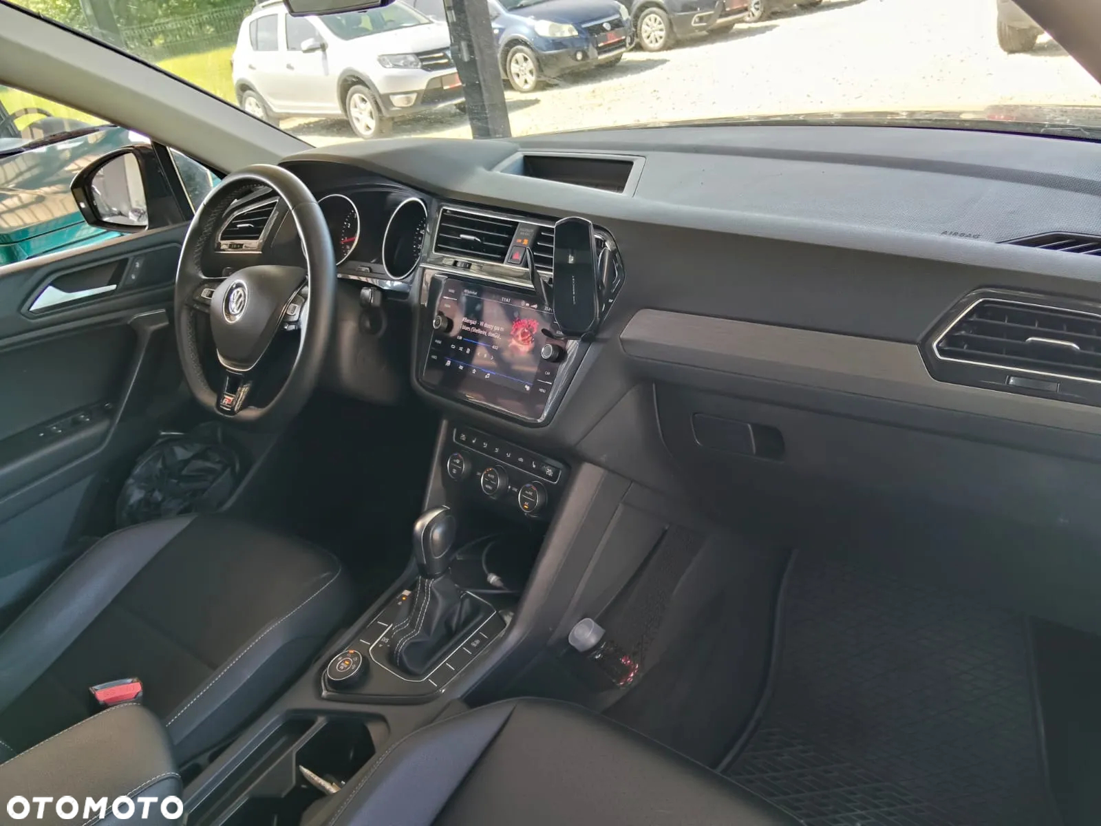 Volkswagen Tiguan - 5