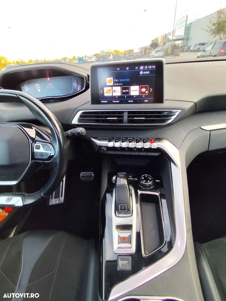 Peugeot 5008 - 12