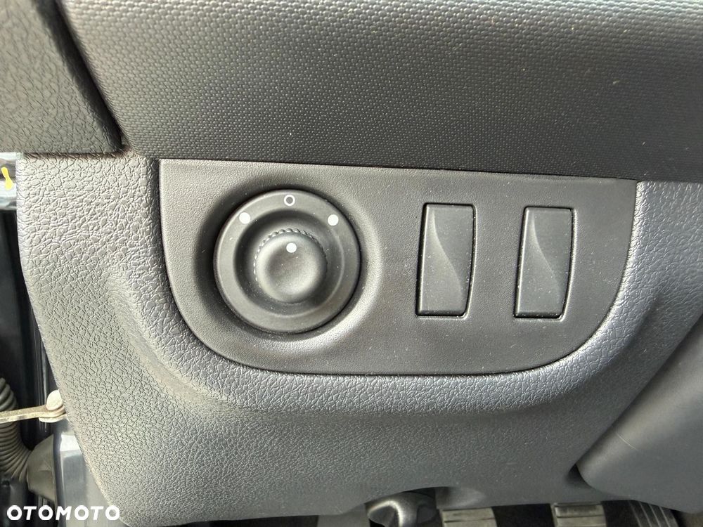 Dacia Sandero 1.0 SCe Laureate - 24