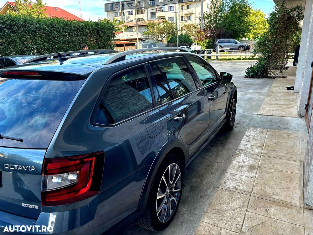 Skoda Octavia Combi Diesel 2.0 TDI 4X4 DSG Scout - 4