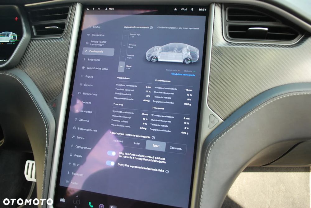 Tesla Model S - 34