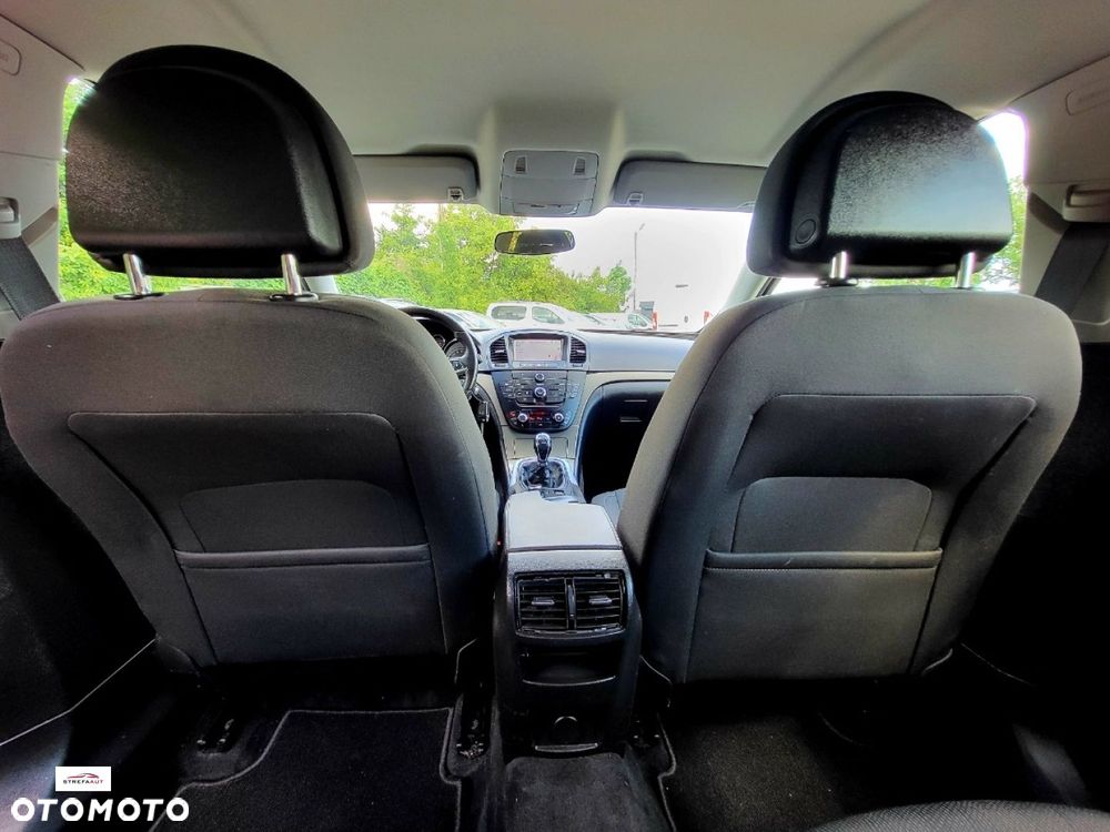 Opel Insignia - 25