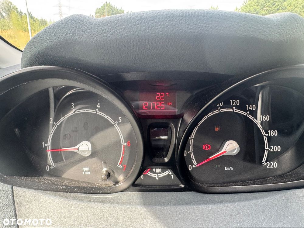 Ford Fiesta - 16