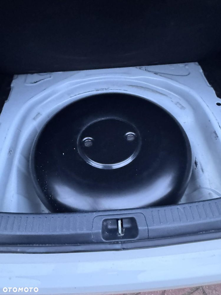 Toyota Corolla 1.6 Comfort - 10