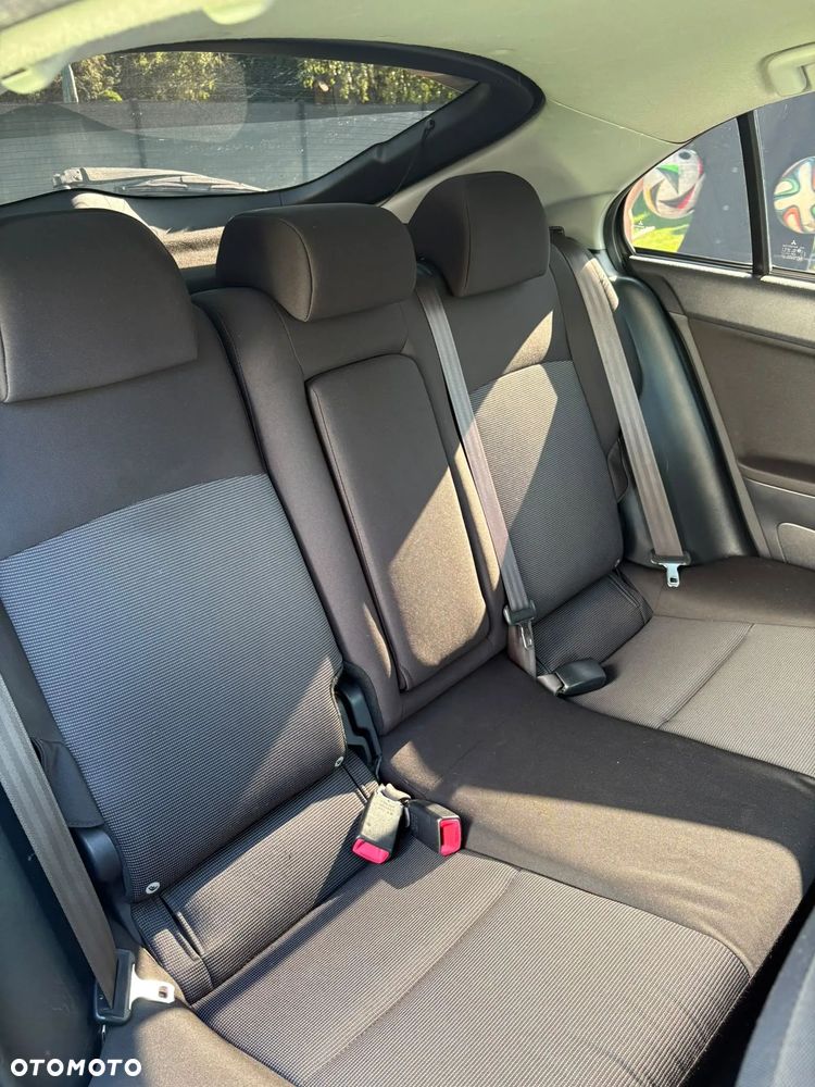 Mitsubishi Lancer 1.8 Intense - 18