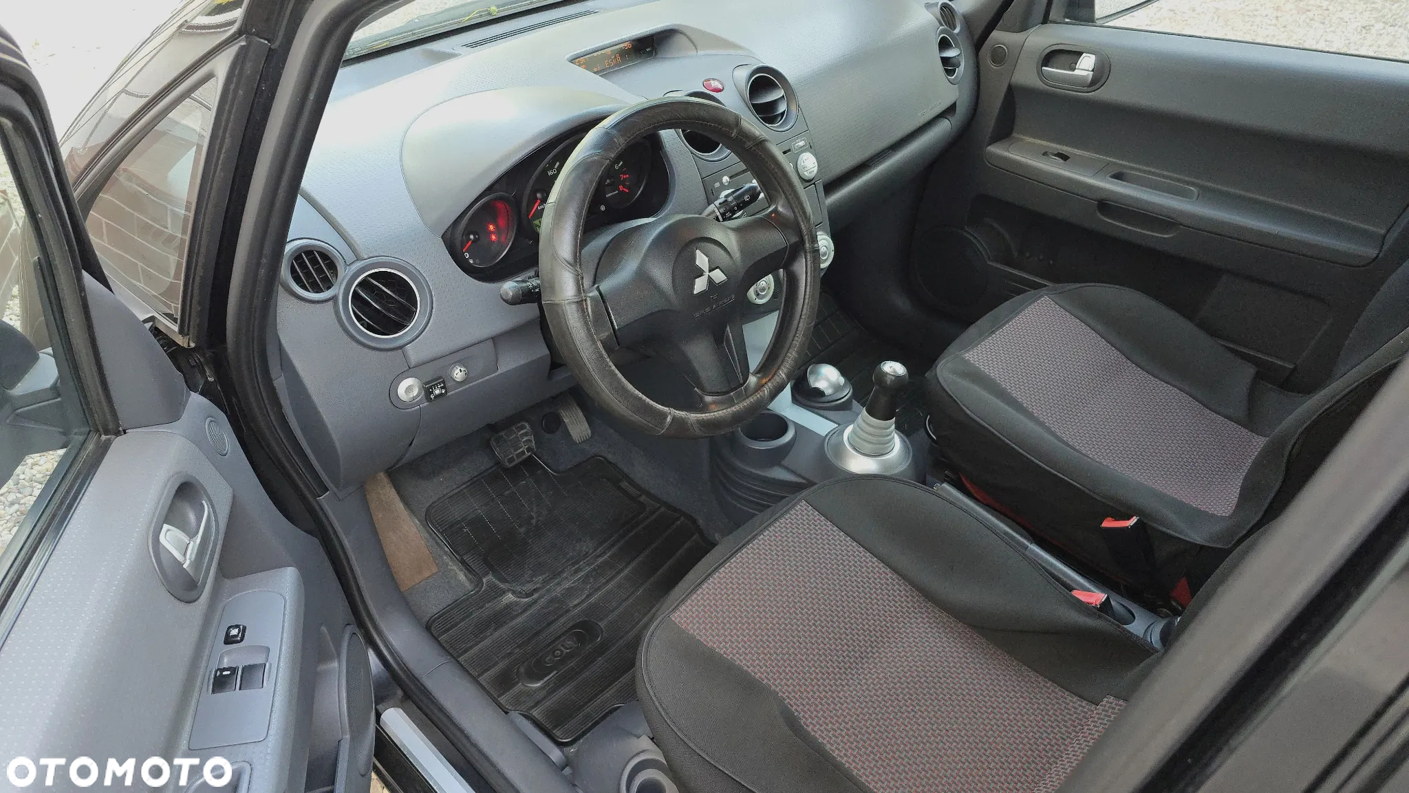 Mitsubishi Colt 1.3 Automatik Motion Plus - 6