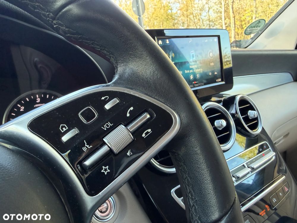 Mercedes-Benz GLC 220 d - 18