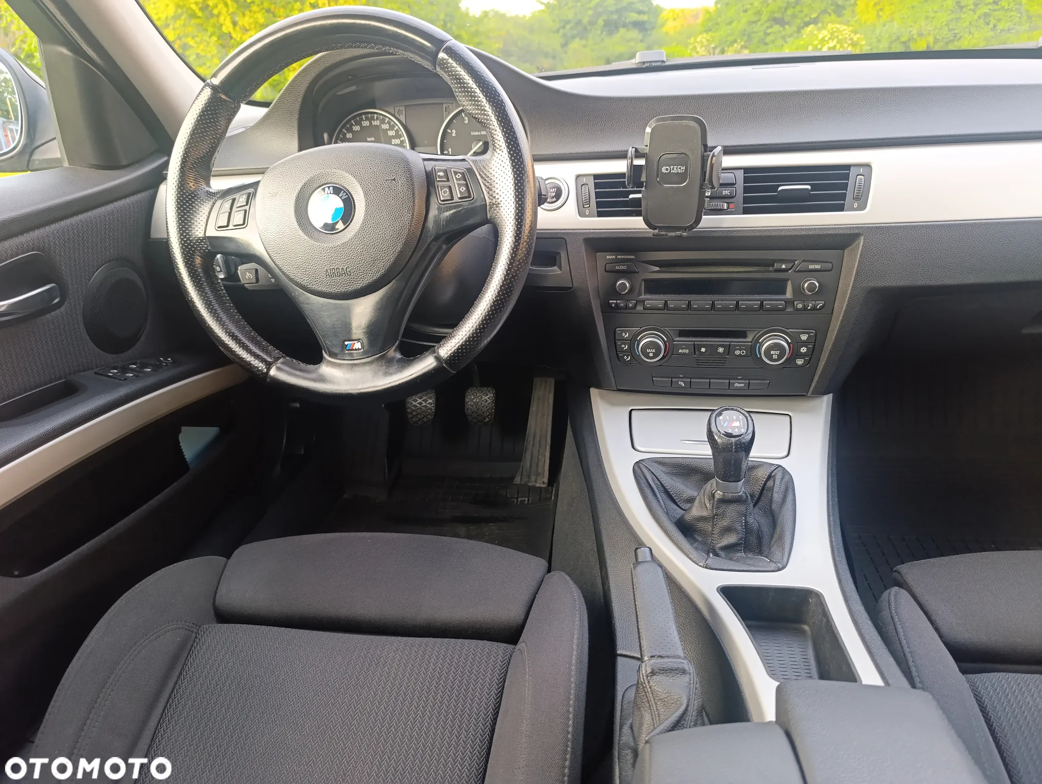 BMW Seria 3 320i - 9